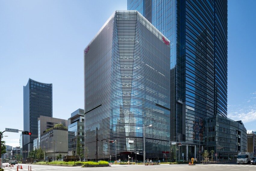 インターナショナルで高級感あふれるオフィス空間を。東京駅を一望できる「YANMAR TOKYO」12階にサーブコープのシェアオフィスが新規オープン！